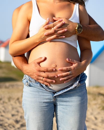 Photo de grossesse en extérieur